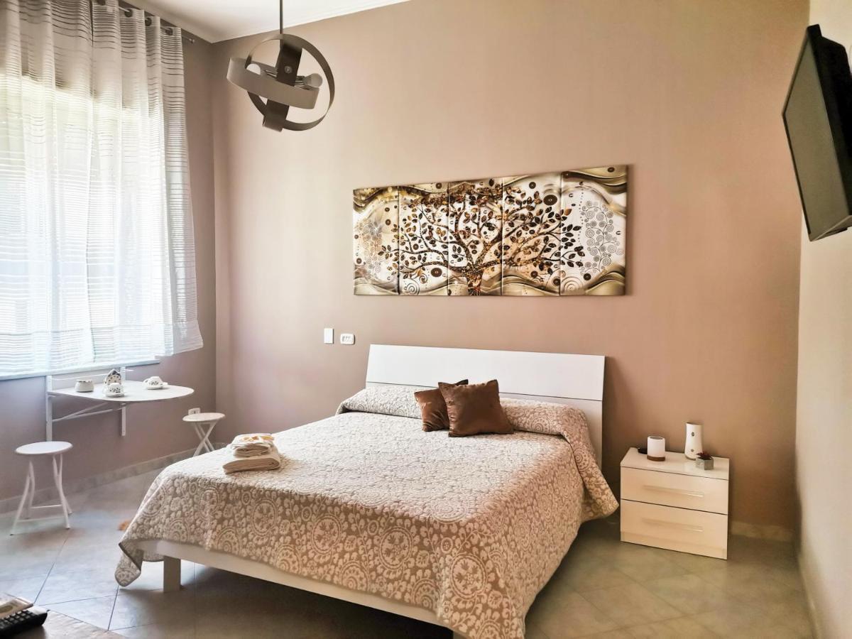 Dale Rooms 那不勒斯 外观 照片