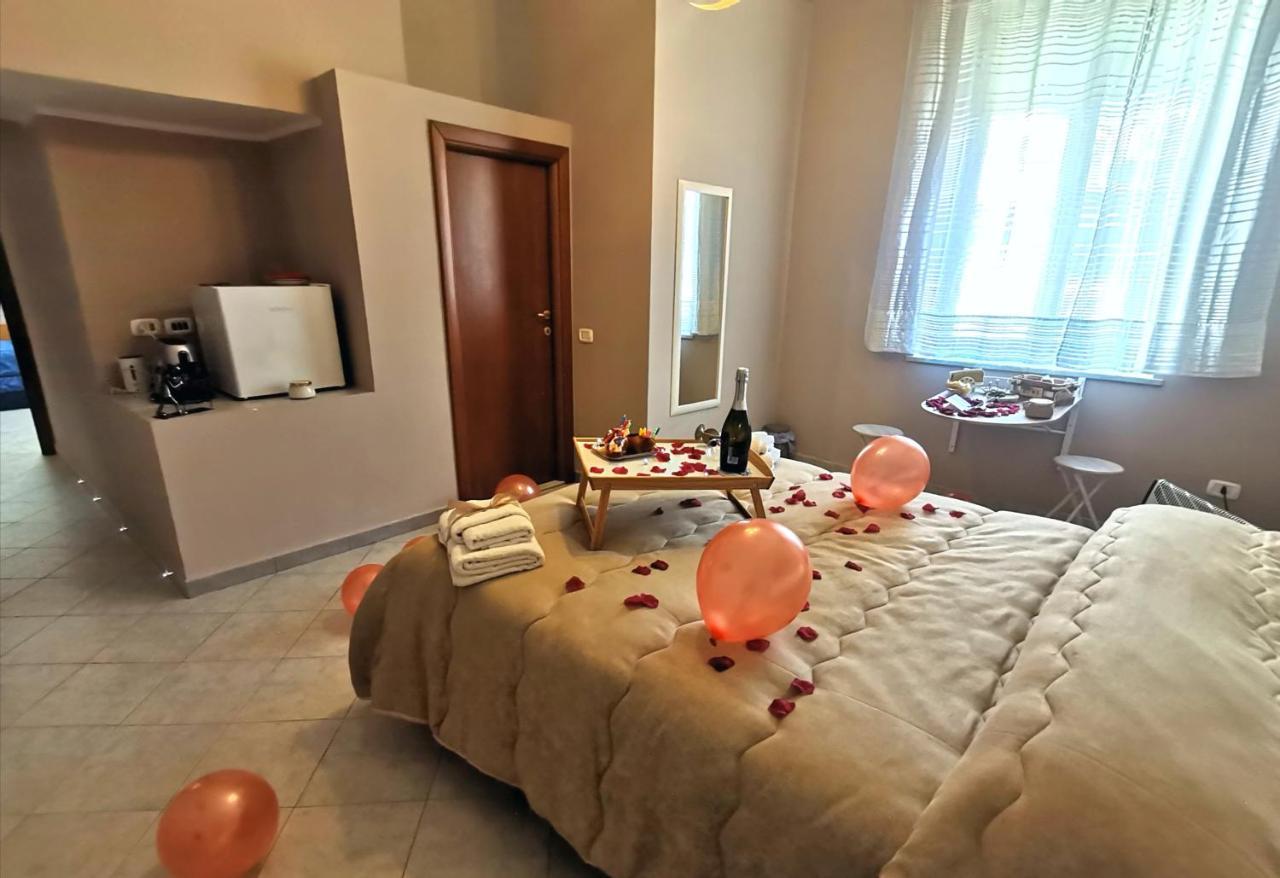 Dale Rooms 那不勒斯 外观 照片